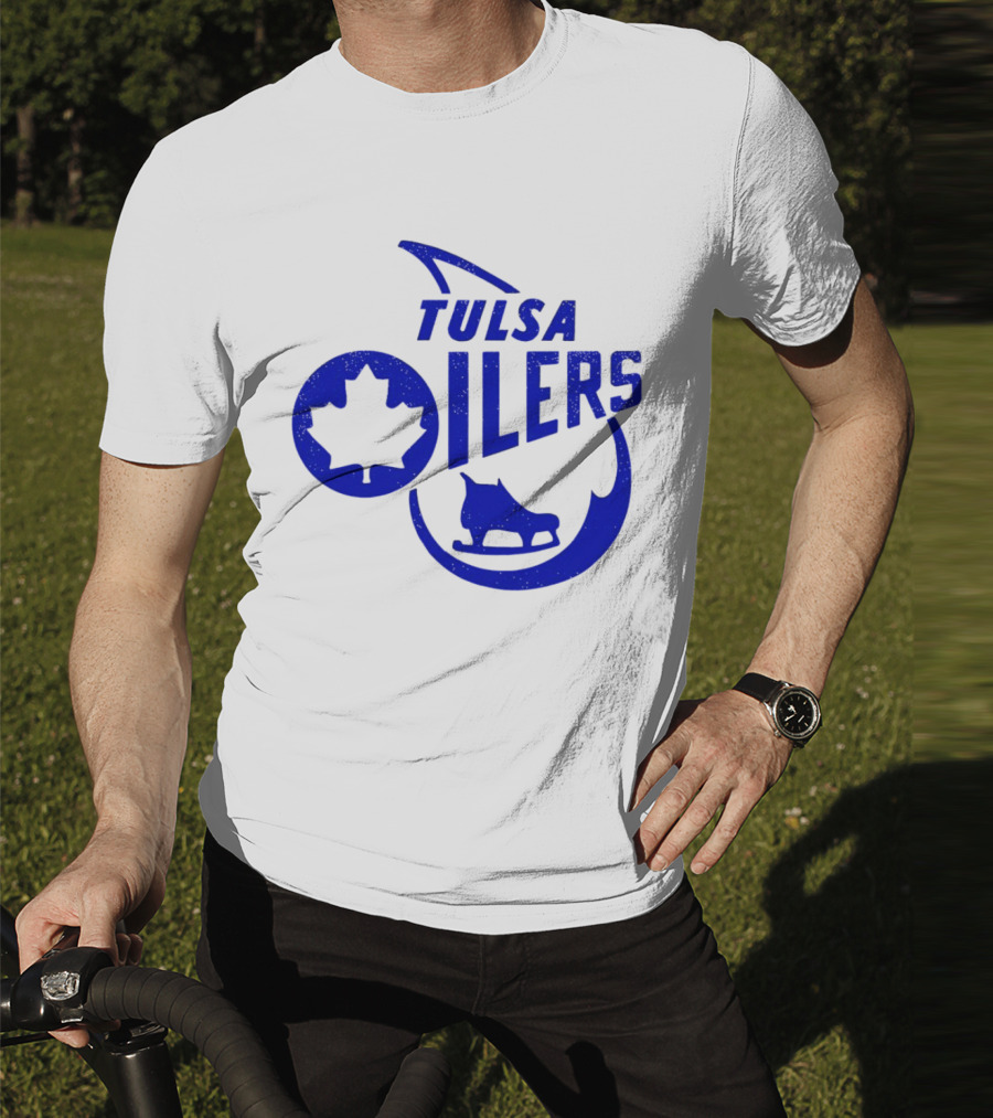 Tulsa Oilers 1982 Maple Leaf Ice Skate T-Shirt