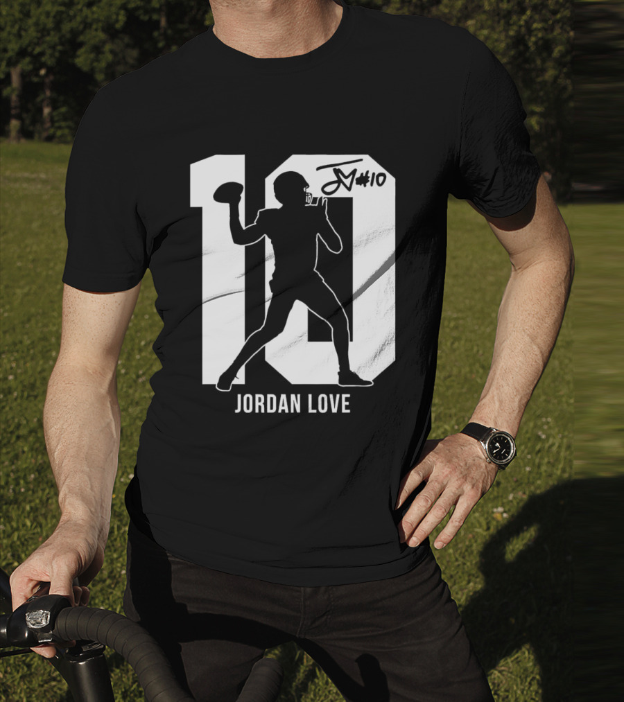 Jordan Love Green Bay Packers Number 10 Silhouette Signature T-Shirt