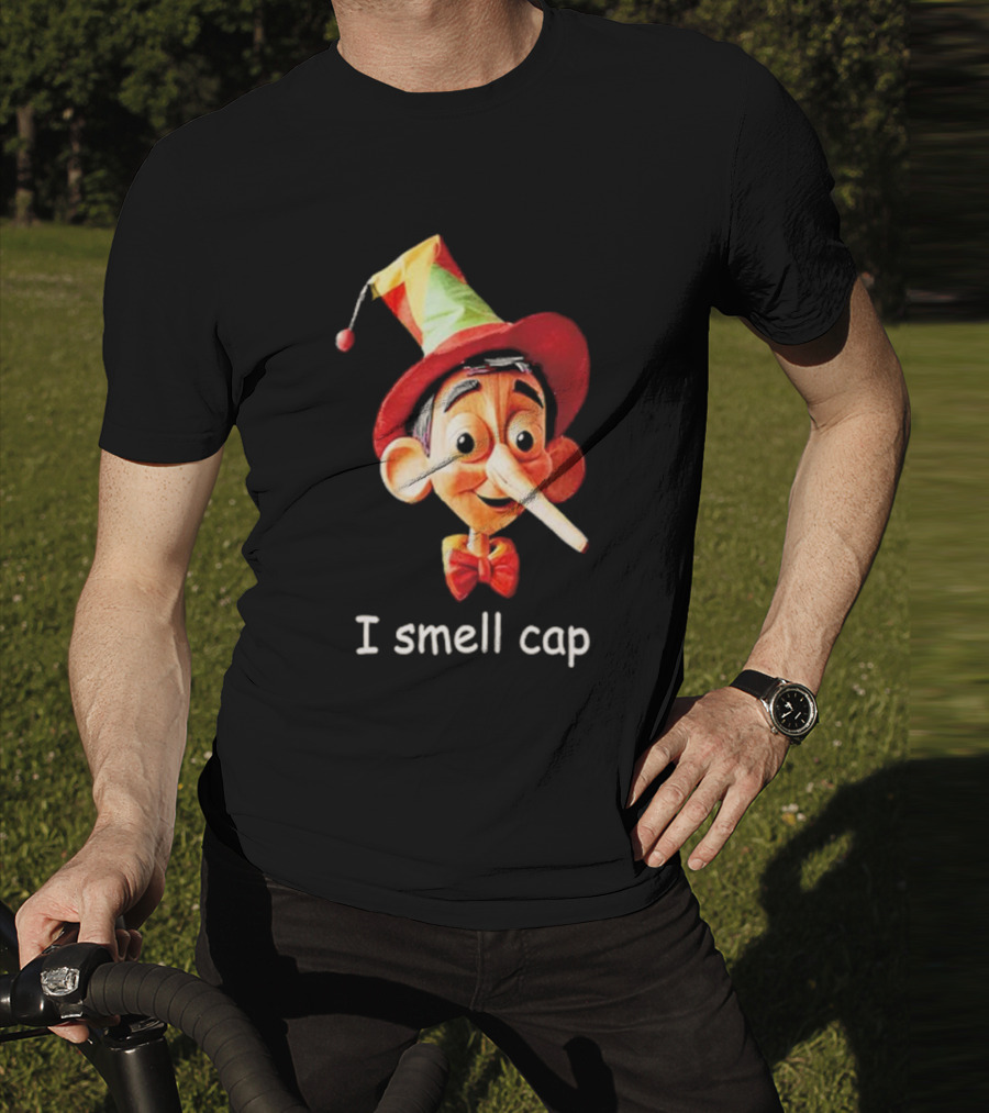I Smell Cap Puppet Pinocchio With Colorful Hat And Bow Tie T-Shirt
