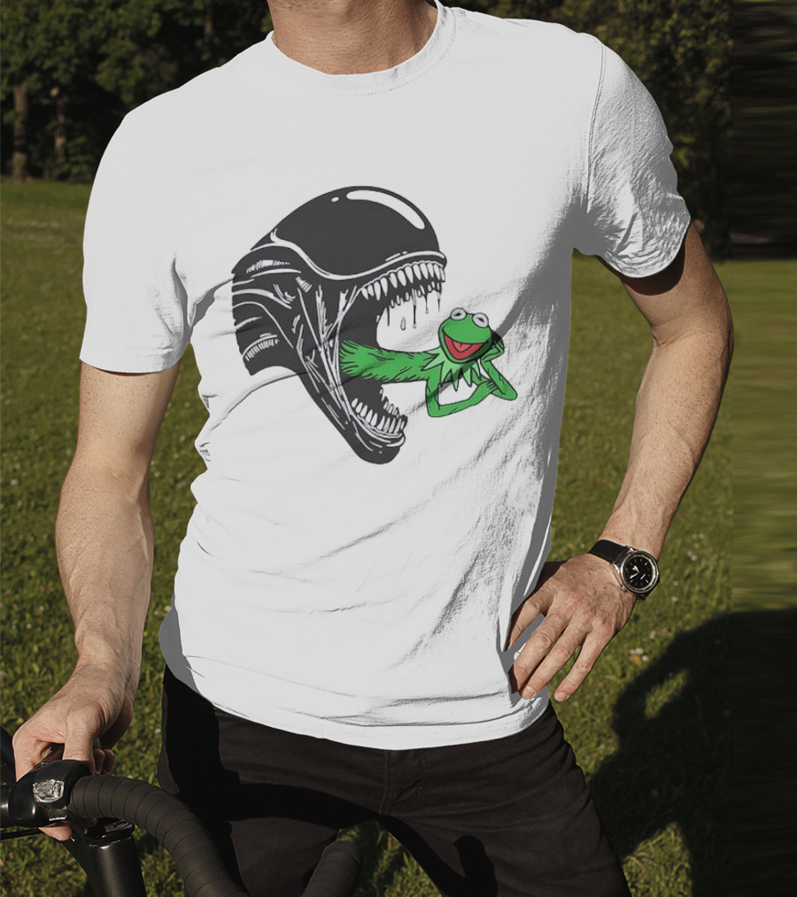 Alien Kermit Xenomorph Mashup Funny T-Shirt