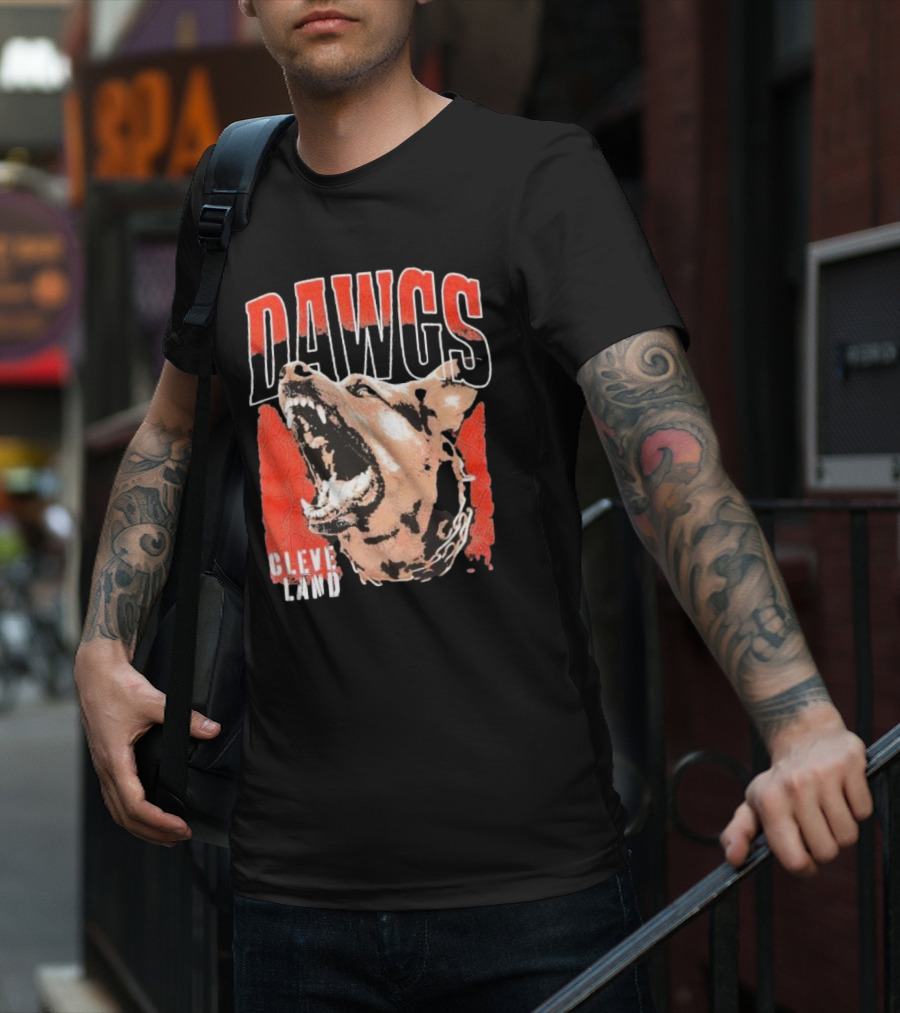 DAWGS Cleveland Browns Vintage Retro Fierce Dog T-Shirt
