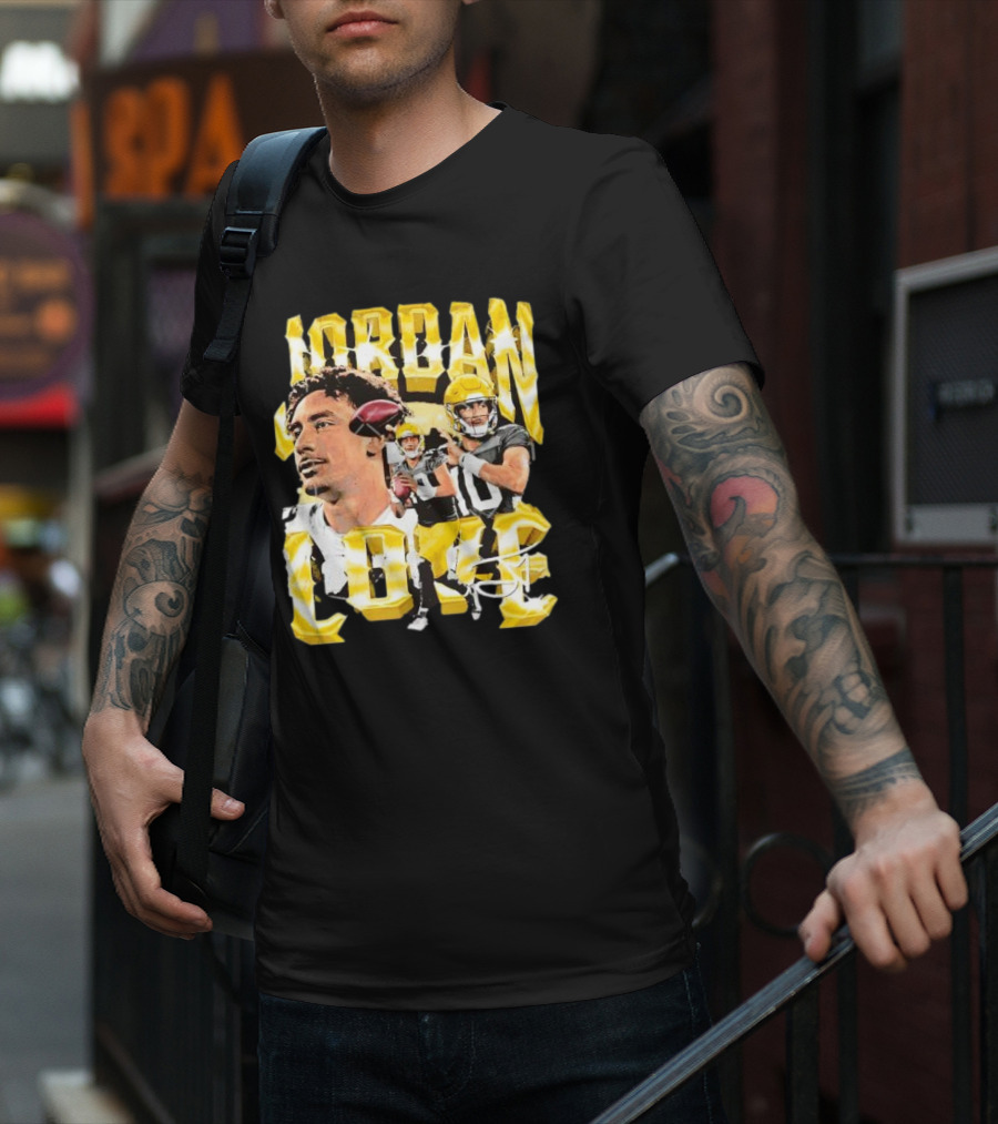 Jordan Love Green Bay Packers Vintage Signature Image T-Shirt