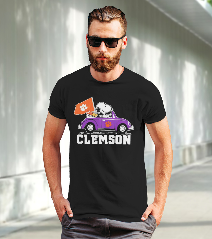 Snoopy And Woodstock In Purple Car With Clemson Flag T-Shirt