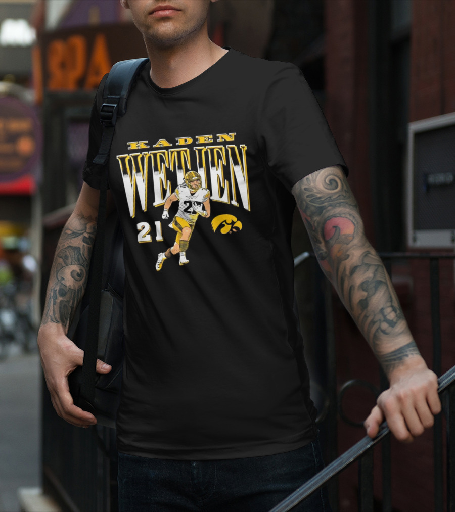 Kaden Wetjen Iowa Hawkeyes 21 Player Cartoon T-Shirt