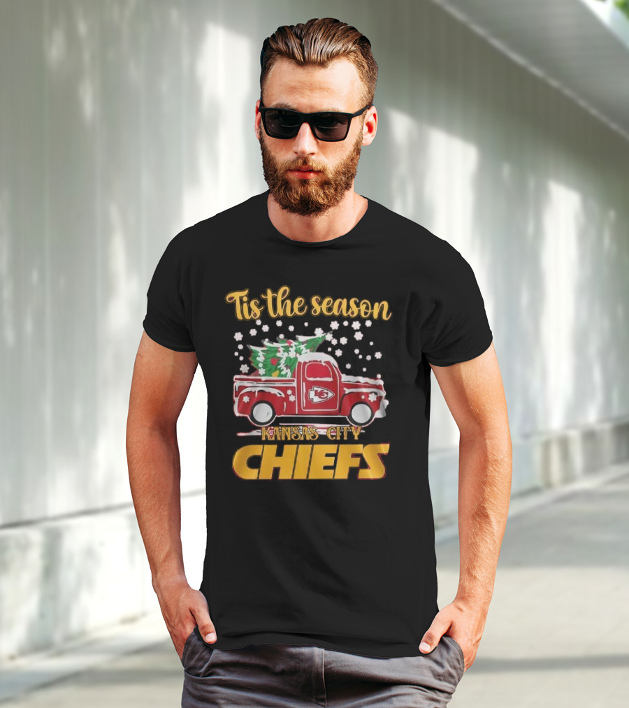 Tis The Season Kansas City Chiefs Christmas Truck Snowflakes T-Shirt