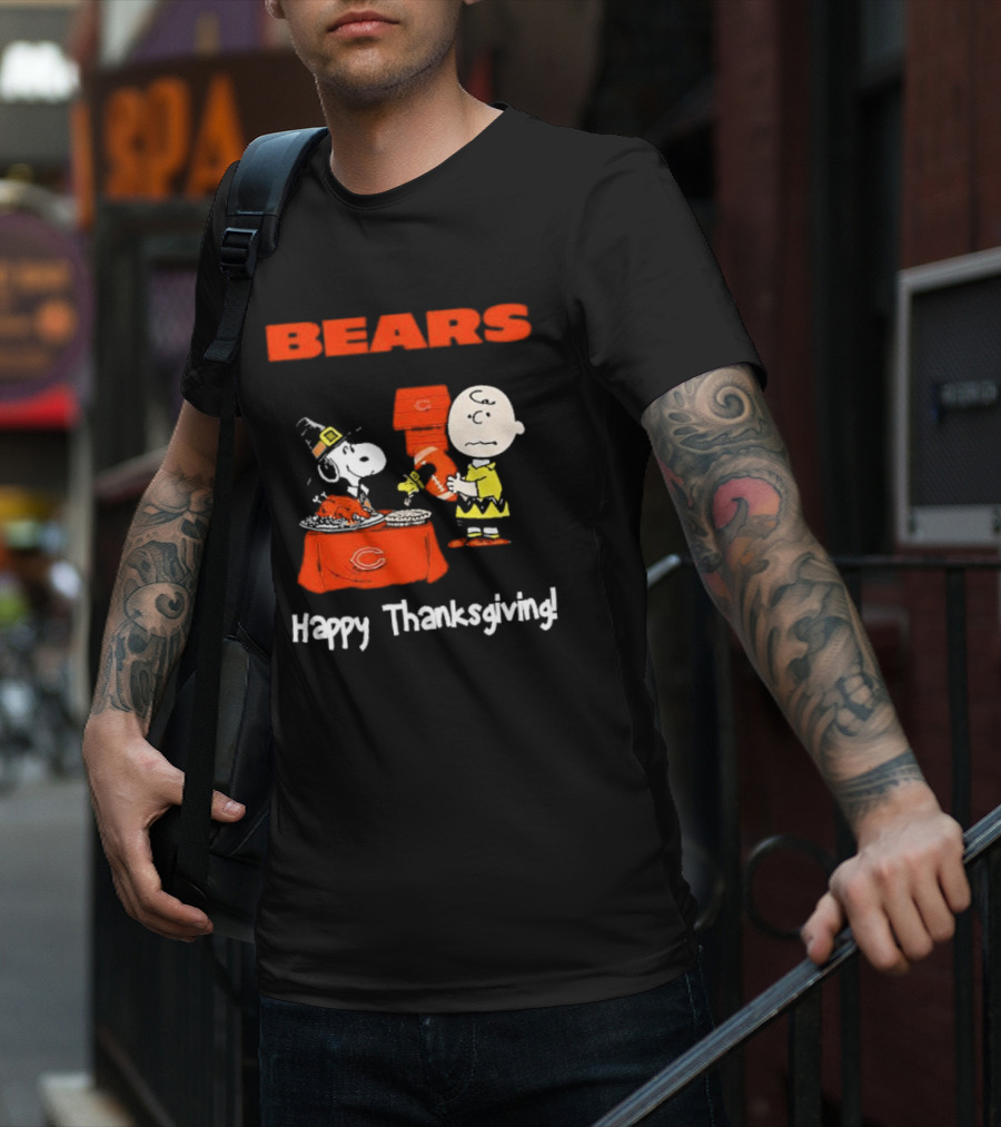 BEARS Chicago Charlie Brown And Snoopy Happy Thanksgiving T-Shirt