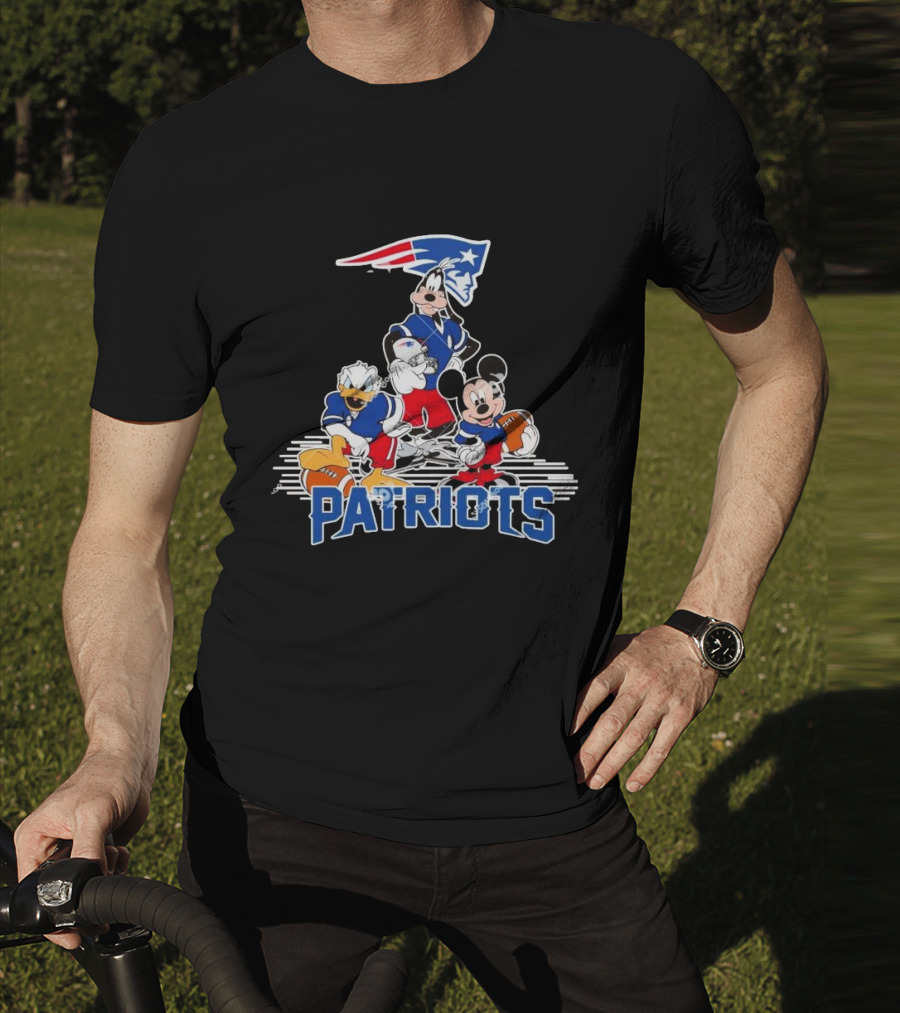 Mickey Donald Goofy Patriots Football Disney Crossover T-Shirt