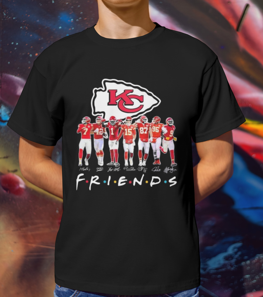 Kansas City Chiefs Friends Signatures Football Team T-Shirt