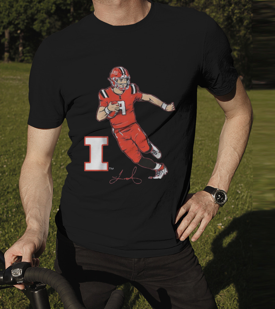 Illinois Football Luke Altmyer Superstar Pose I Logo Signature T-Shirt
