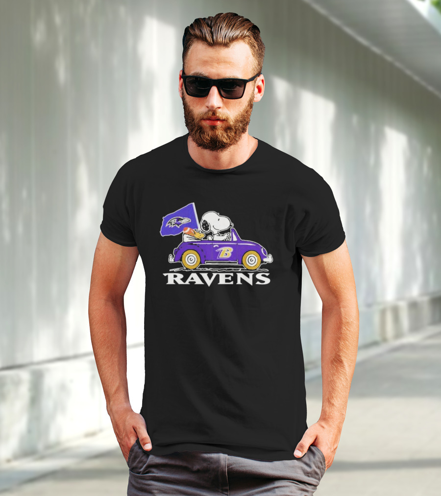 Snoopy And Woodstock Driving Ravens Car With Flag T-Shirt