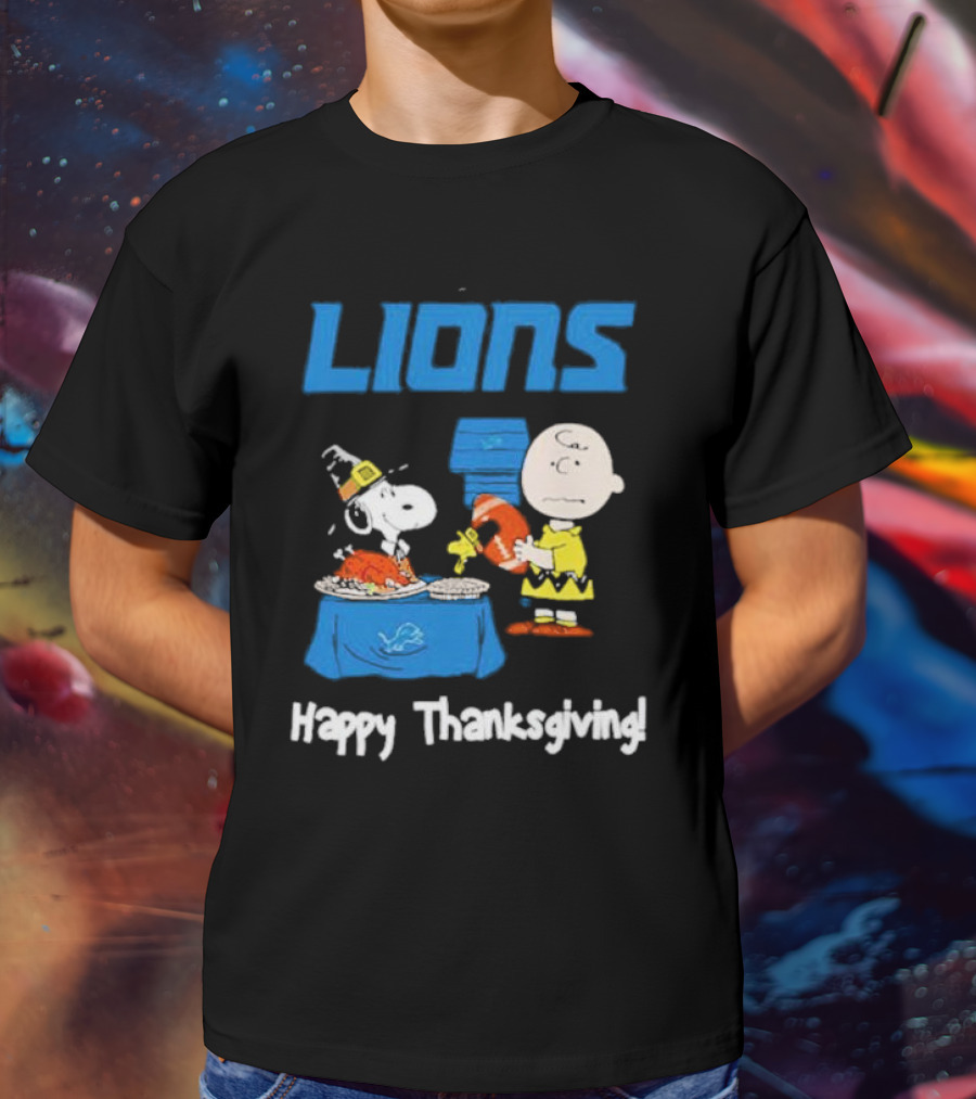 Lions Peanuts Charlie Brown Snoopy Happy Thanksgiving Football Feast T-Shirt