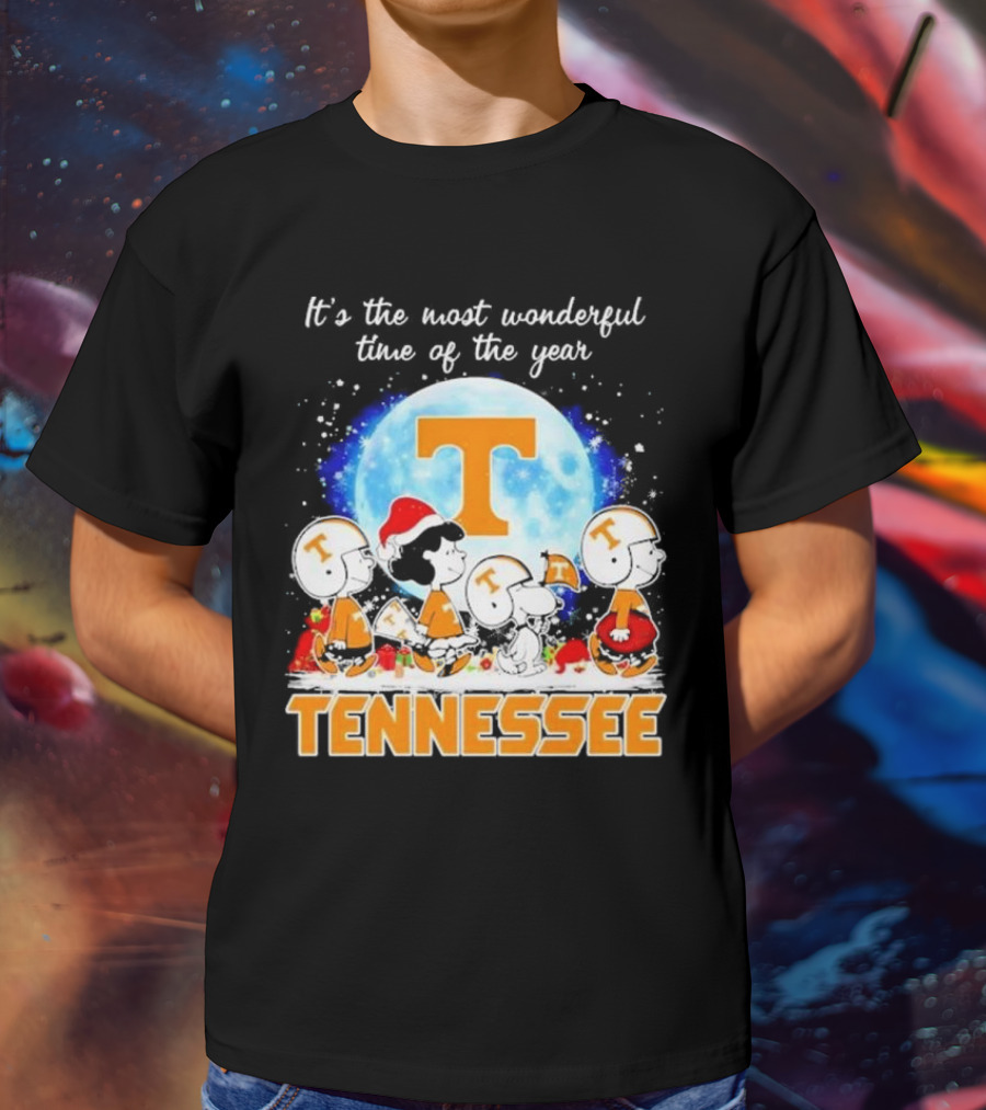 Peanuts Tennessee Volunteers It's The Most Wonderful Time Of The Year Christmas Snoopy Woodstock Lucy Moon T-Shirt