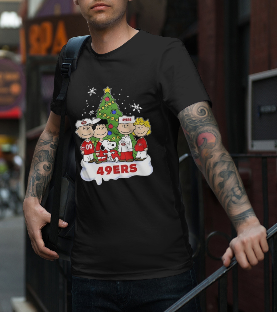 San Francisco 49Ers Snoopy And Friends Christmas T-Shirt