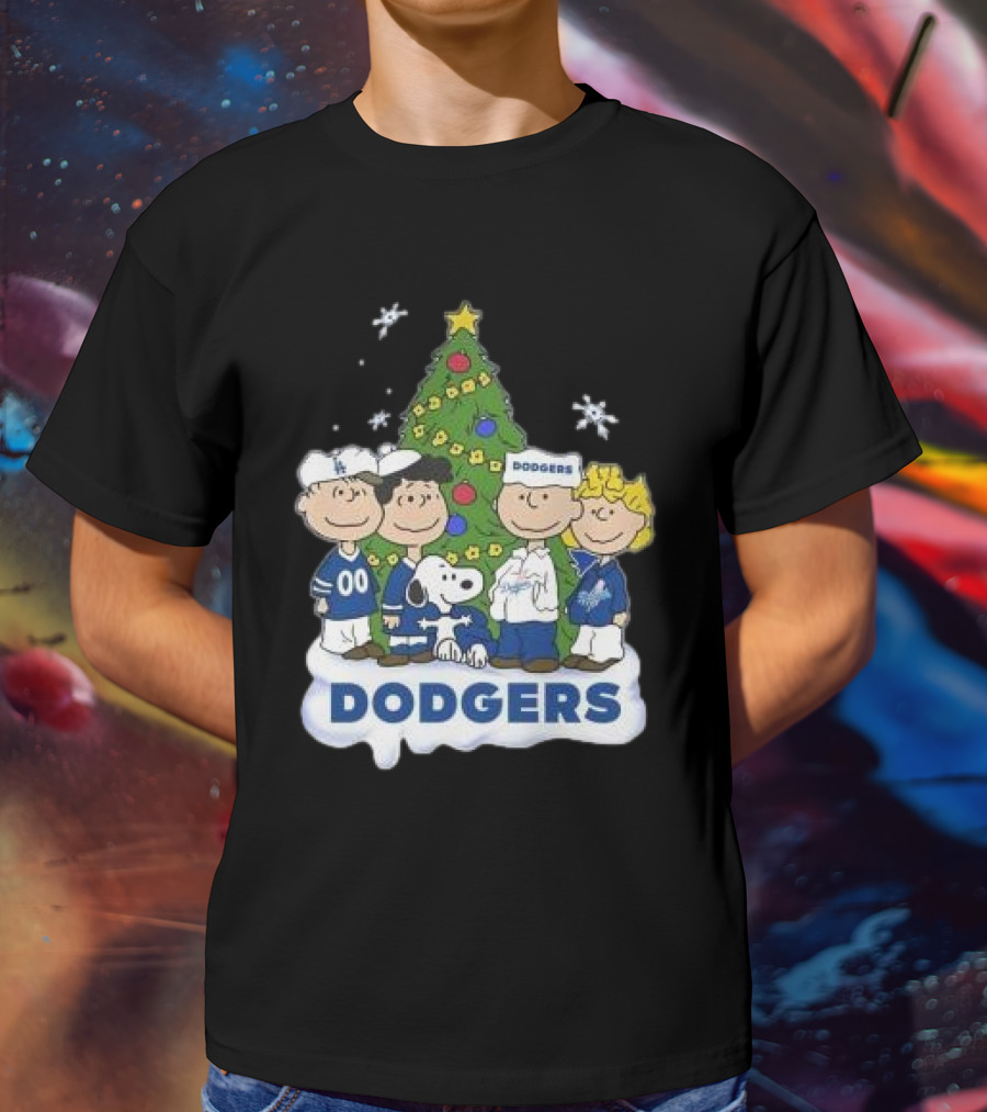 Snoopy And Friends Dodgers Christmas Tree Celebration T-Shirt