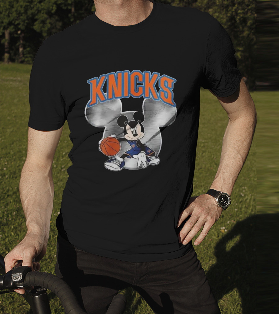 Knicks Mickey Mouse Basketball Christmas T-Shirt