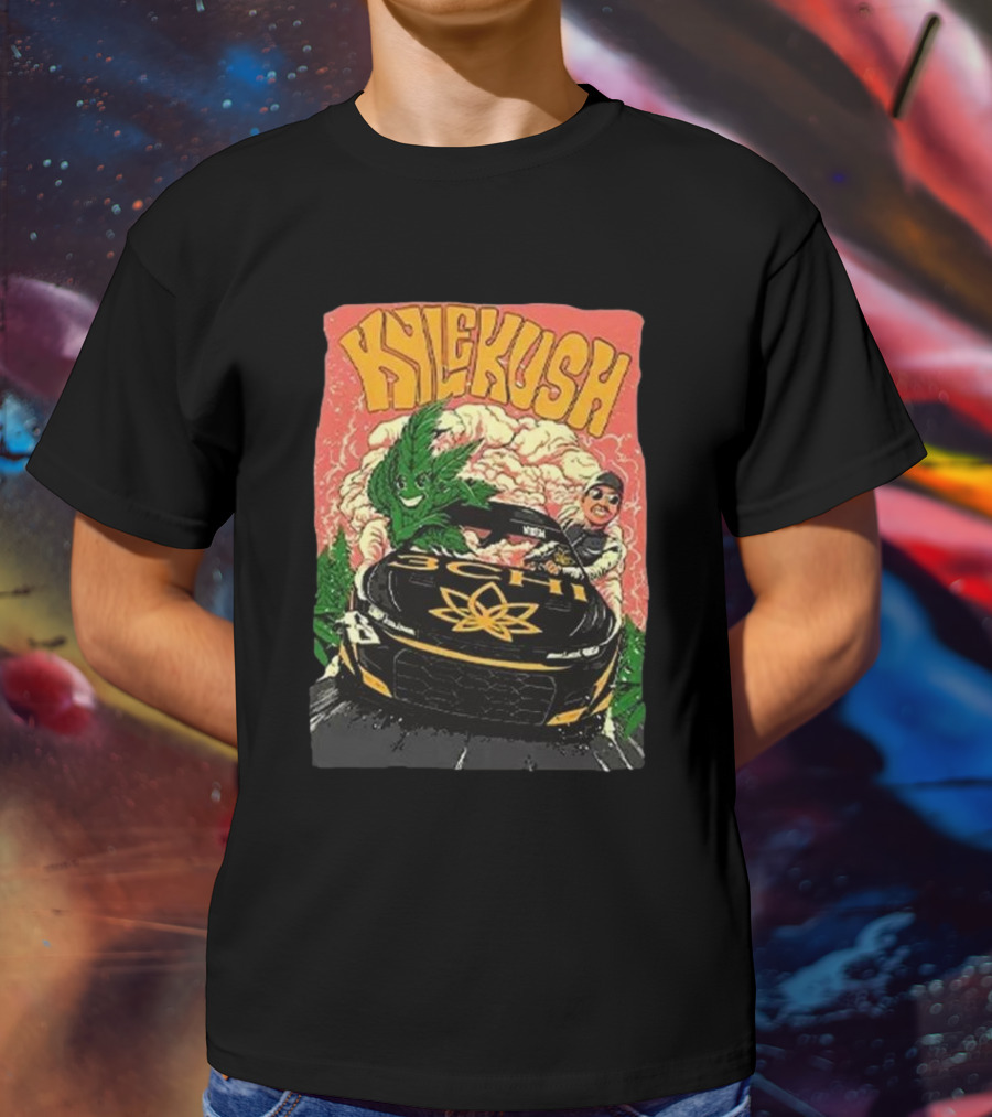 KYLE KUSH WEED RACING CAR SMOKING CLOUDS CHARACTER T-Shirt