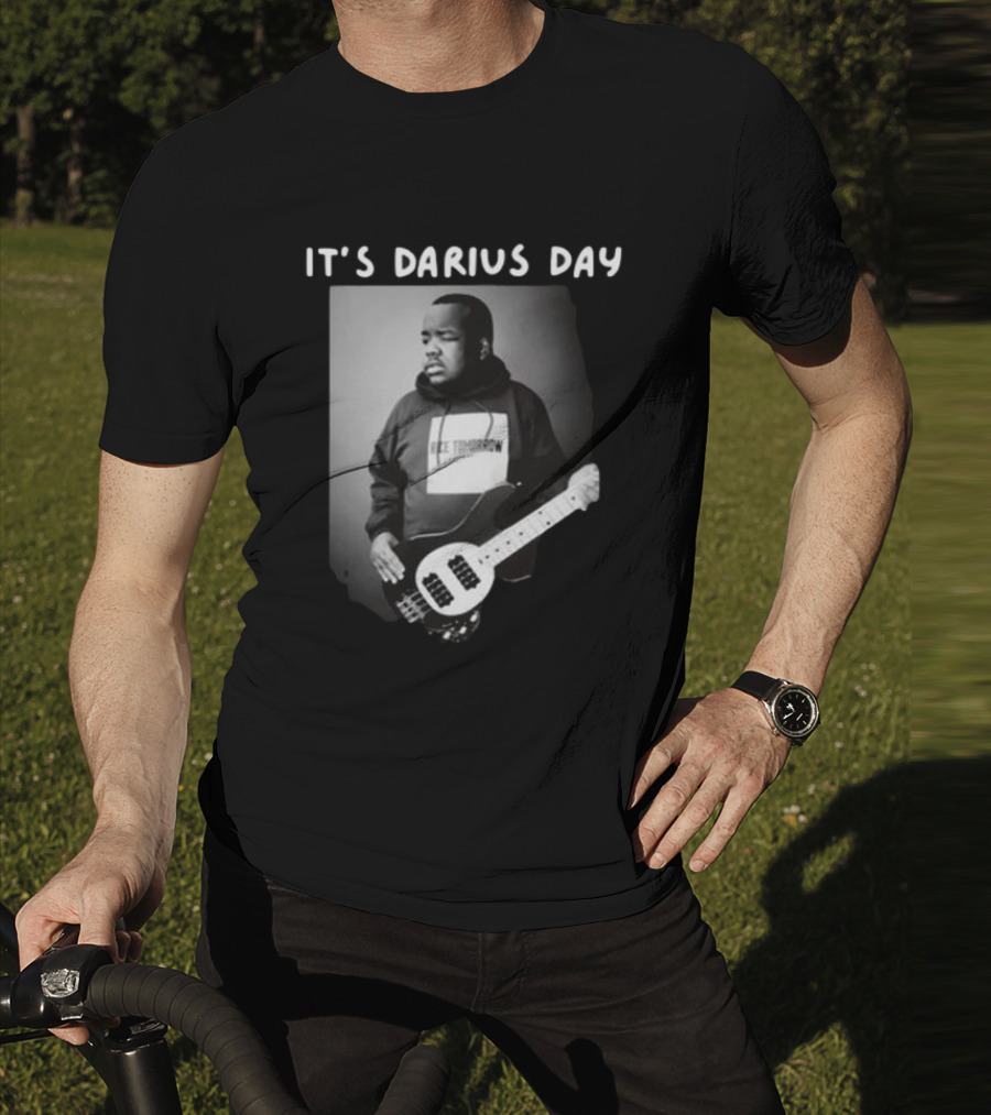 IT'S DARIUS DAY Bass Guitar T-Shirt