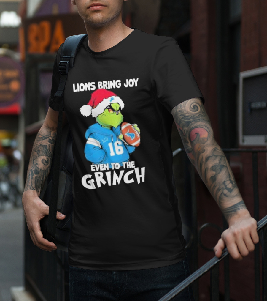 Detroit Lions Bring Joy Even To The Grinch Christmas Santa Football T-Shirt