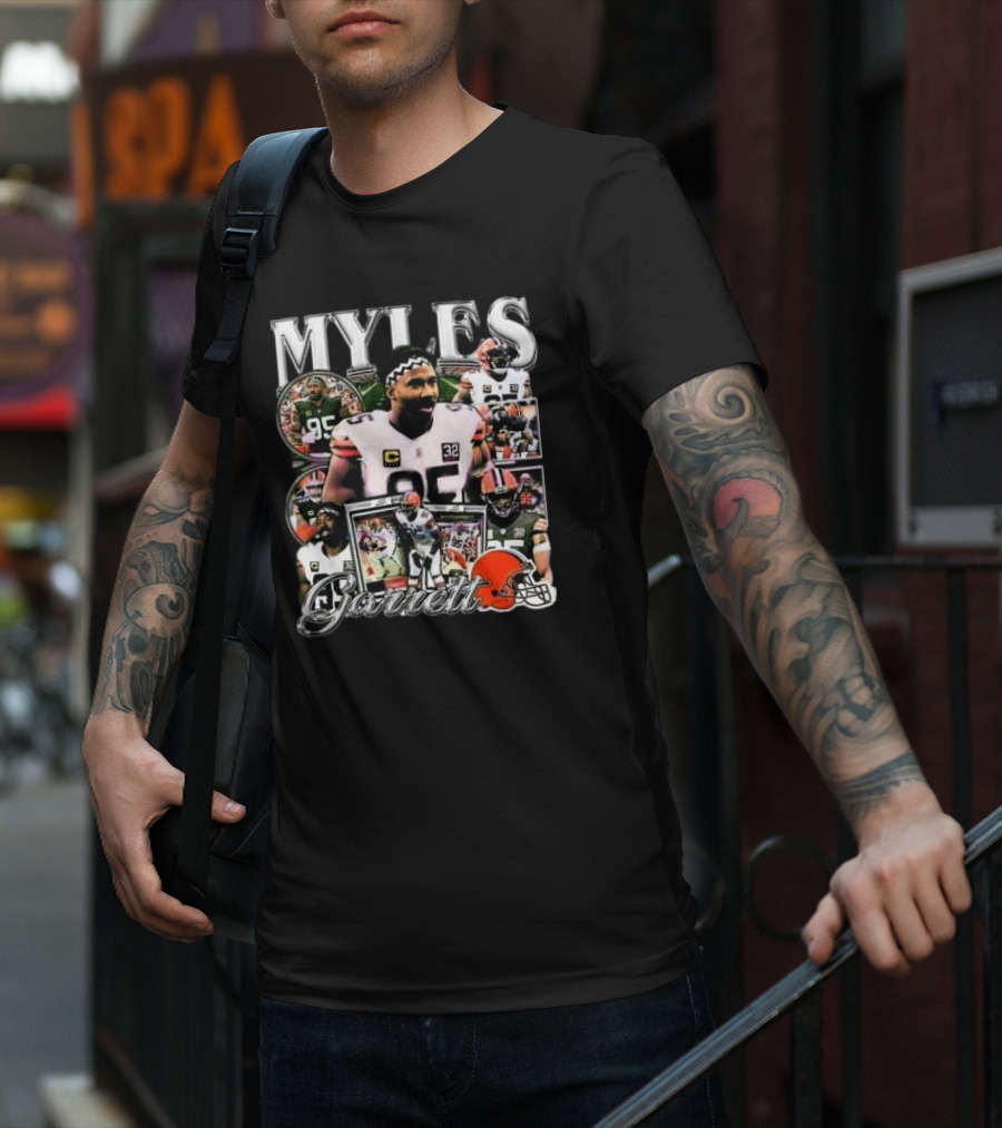 Myles Garrett 95 Cleveland Browns Vintage Collage T-Shirt