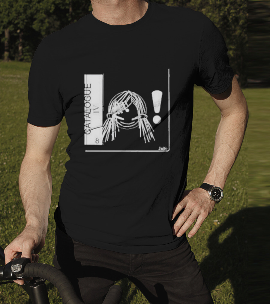 Catalogue IV Julie T-Shirt