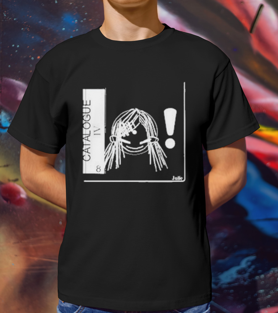 Catalogue IV Julie T-Shirt