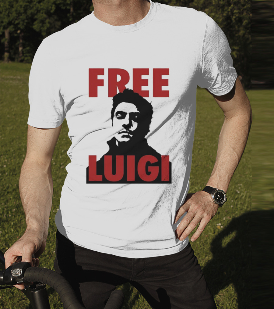 Free Luigi Mangione Bold Statement Iconic T-Shirt