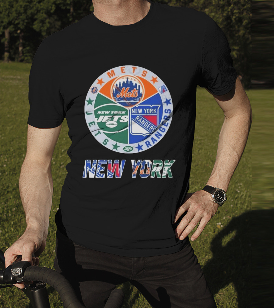 New York Mets Rangers Jets Circle Logo Skyline Baseball Football Hockey Teams T-Shirt
