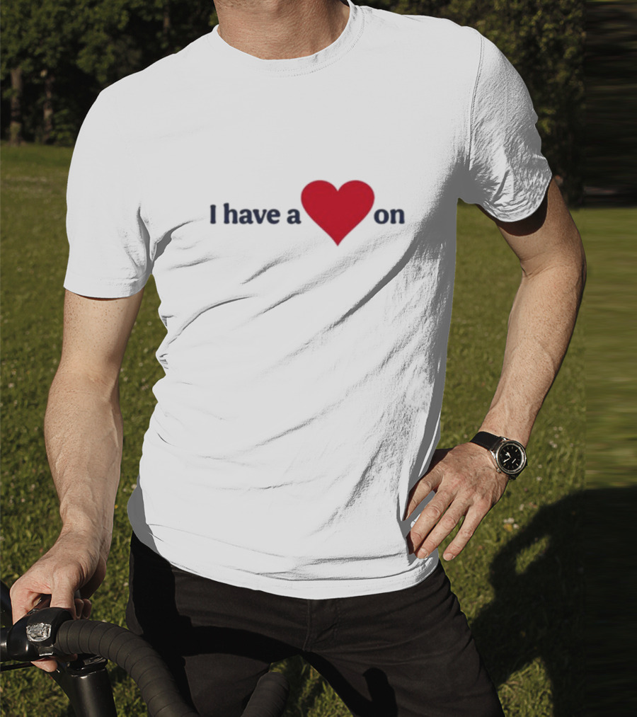 Familyfriendlyog I Have A Heart On Red Heart Design T-Shirt