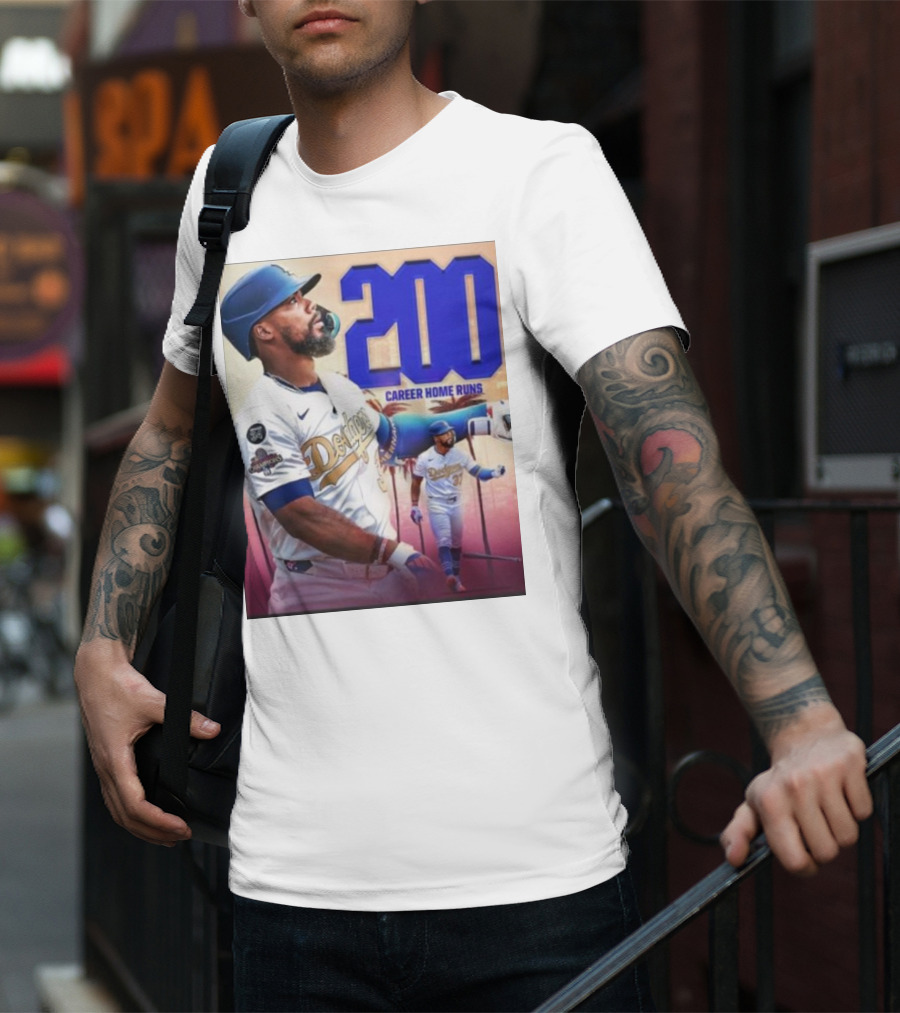 Los Angeles Dodgers Teoscar Hernandez 200 Career Home Runs Celebration T-Shirt