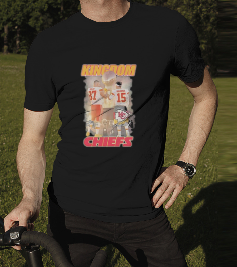 Chiefs Kingdom Travis Kelce Patrick Mahomes Trophy Celebration T-Shirt