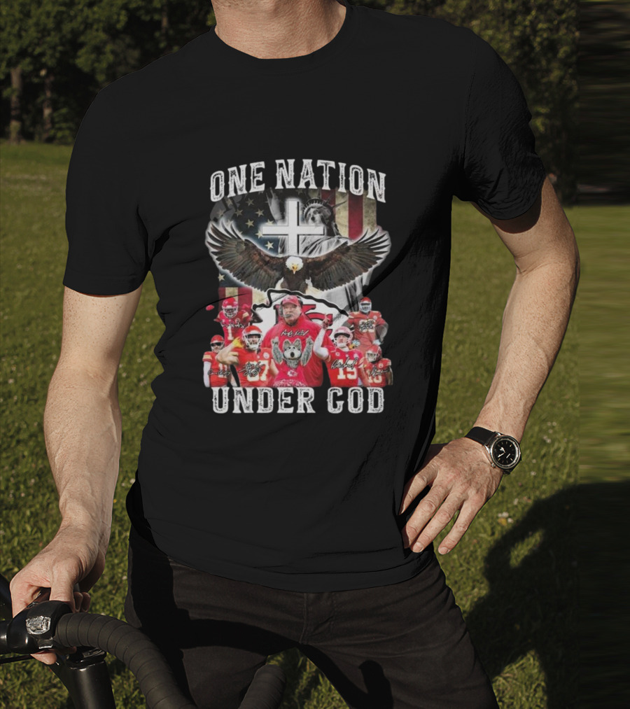 Kansas City Chiefs One Nation Under God 2025 Signatures Statue Of Liberty And Eagle T-Shirt