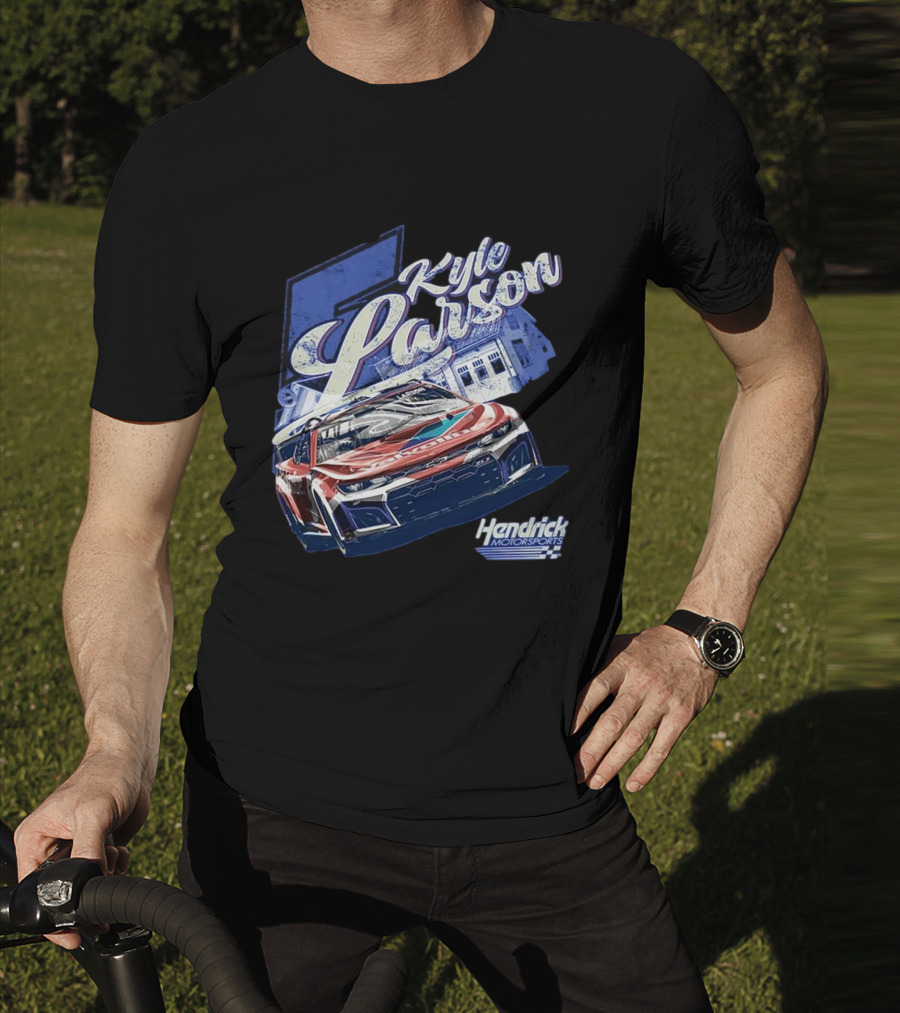 Kyle Larson Hendrick Motorsports Valvoline Racing Car T-Shirt