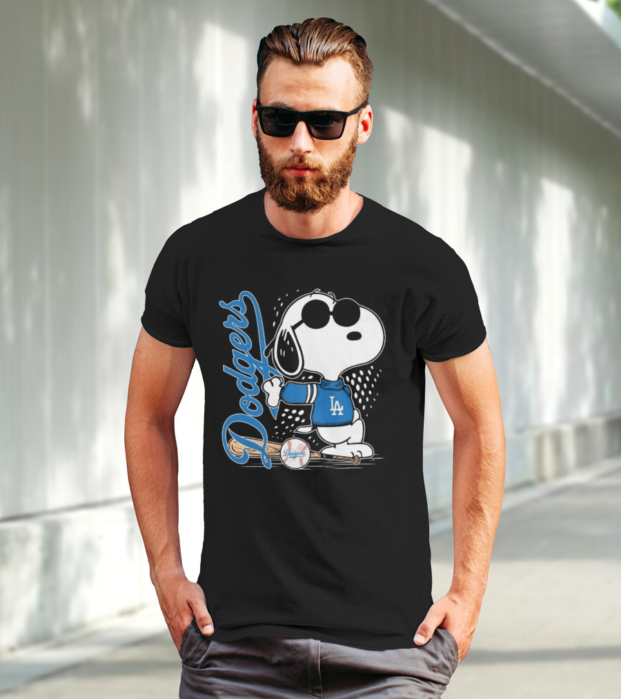 Los Angeles Dodgers Snoopy MLB 2025 Peanuts Baseball Collaboration T-Shirt