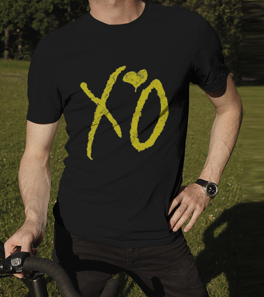 Nav Omw2 Rexdale XO Yellow Script T-Shirt