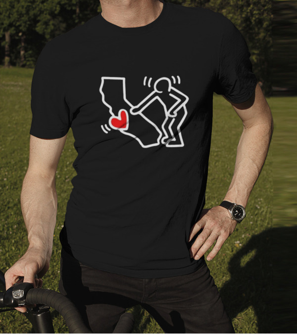 Patti Lapel Sending Love La California Heart Icon T-Shirt