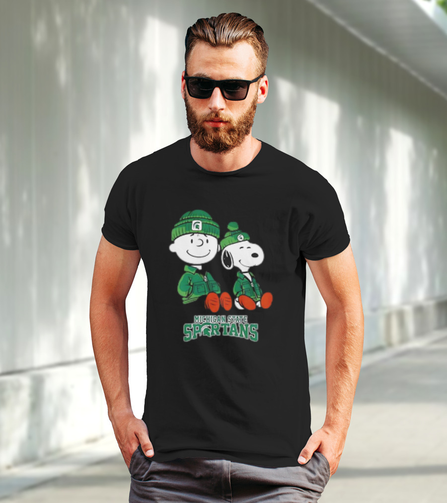 Snoopy And Charlie Brown Michigan State Spartans Green Apparel T-Shirt