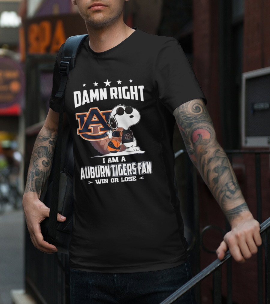 Damn Right I Am A Auburn Tigers Fan Win Or Lose Snoopy Auburn Logo T-Shirt