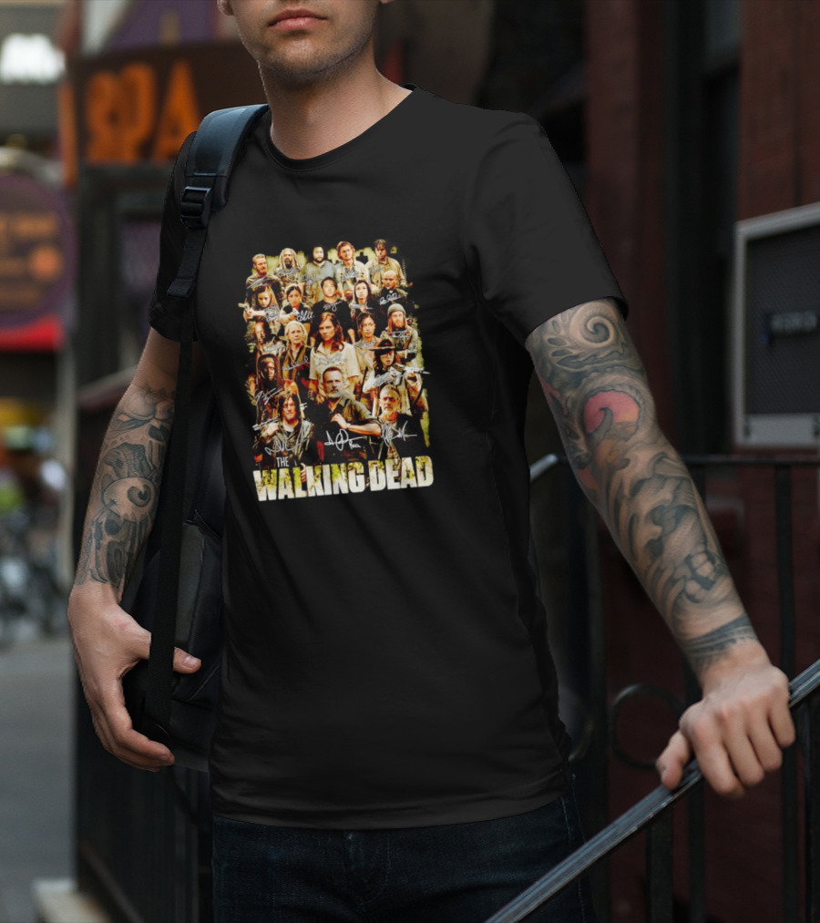 The Walking Dead Cast Image With Character Signatures T-Shirt