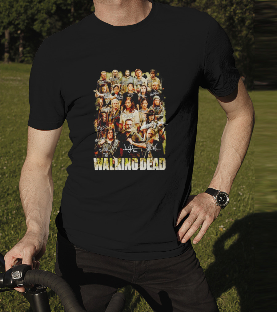 The Walking Dead Cast Image With Character Signatures T-Shirt