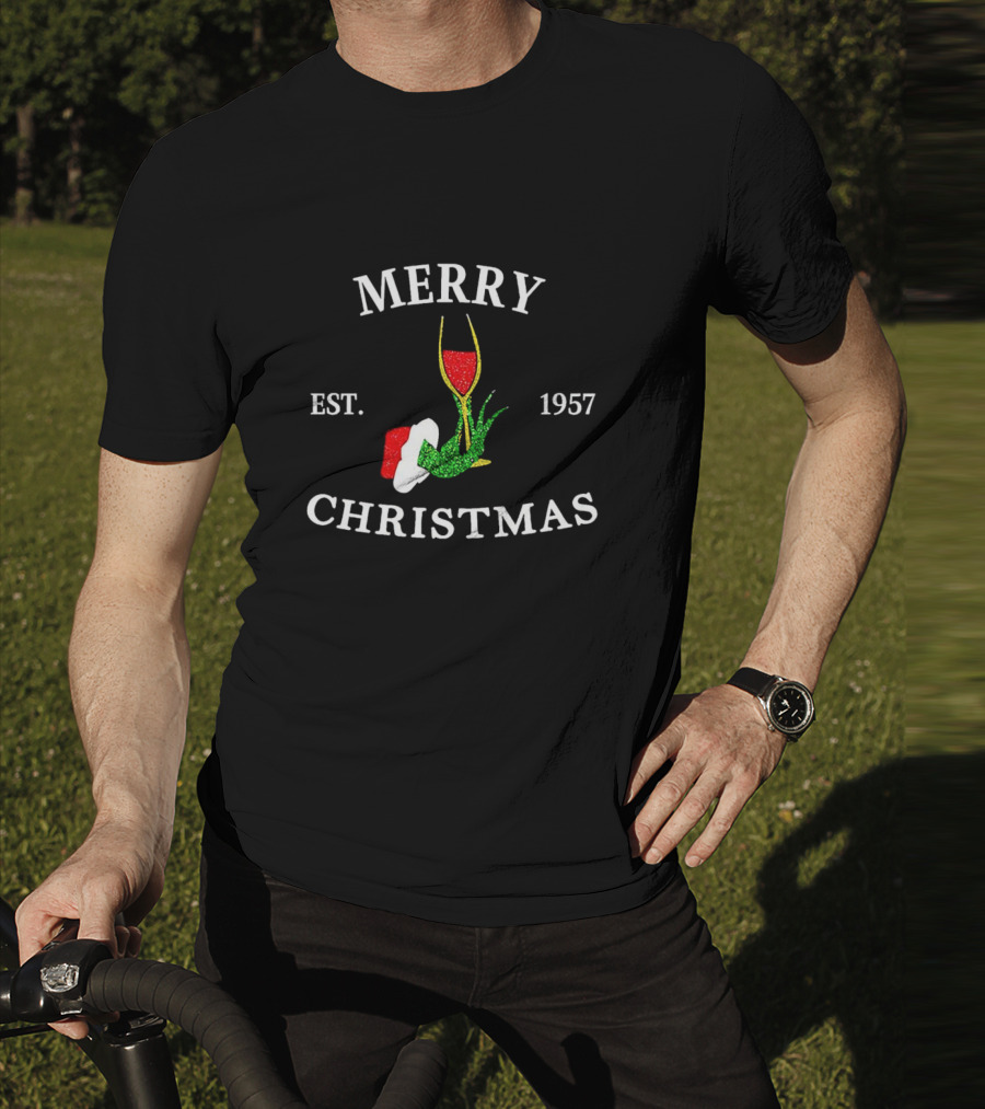 Merry Christmas Grinch Hand Wine Glass Est 1957 T-Shirt