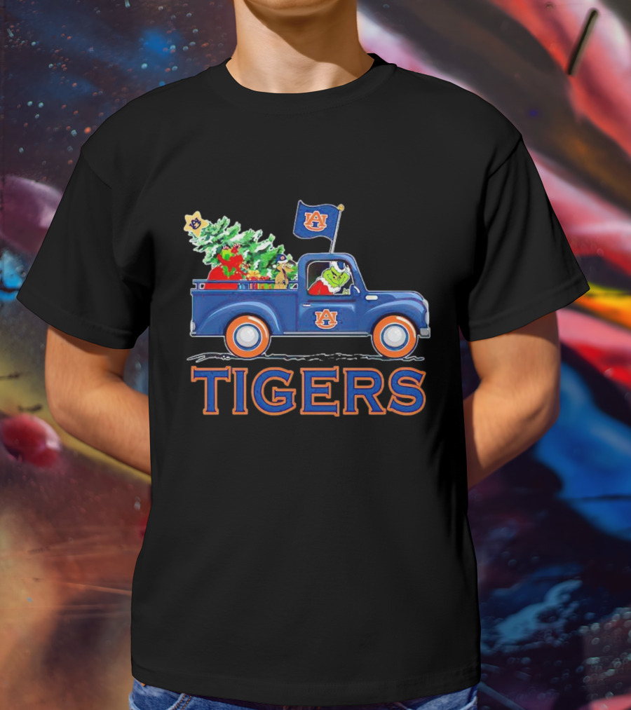 Grinch Driving Auburn Christmas Truck With Tigers Flag T-Shirt