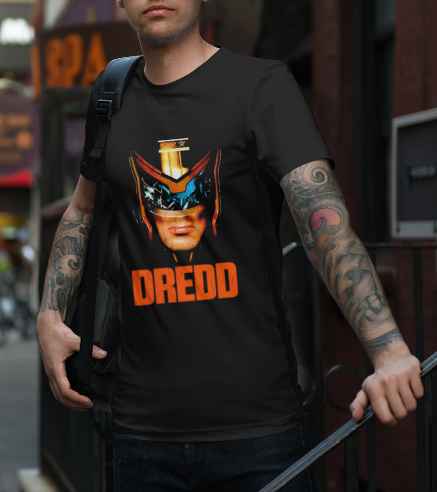 Judge Dredd Helmet Vintage Retro Dredd T-Shirt