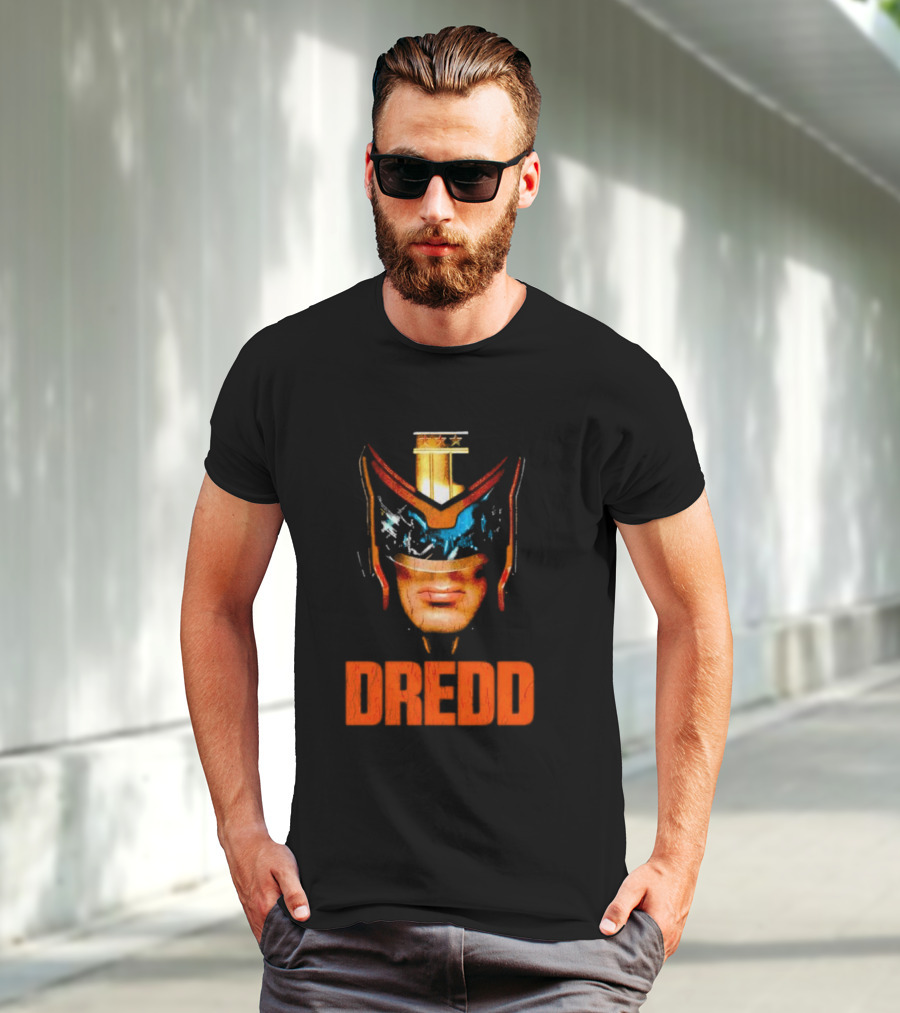 Judge Dredd Helmet Vintage Retro Dredd T-Shirt