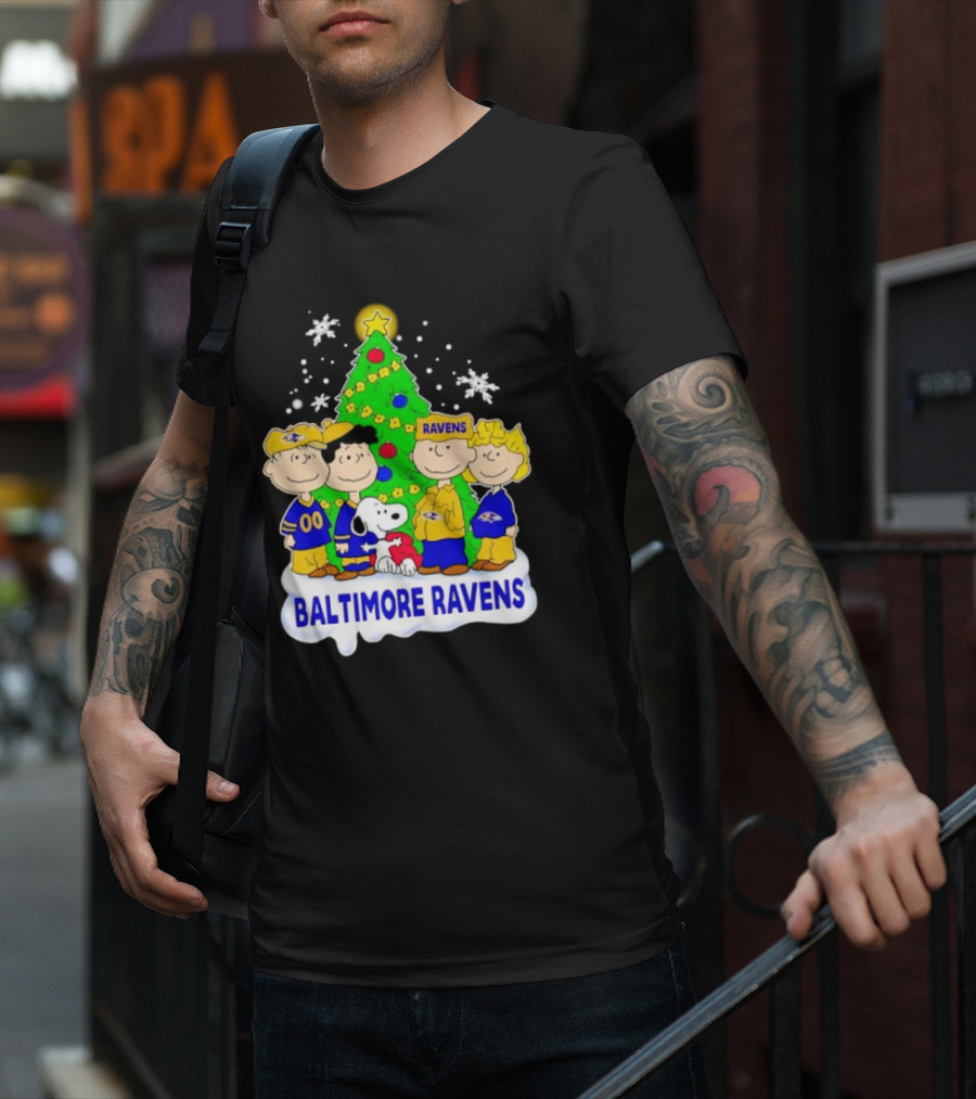 Baltimore Ravens Christmas Tree With Peanuts Characters T-Shirt
