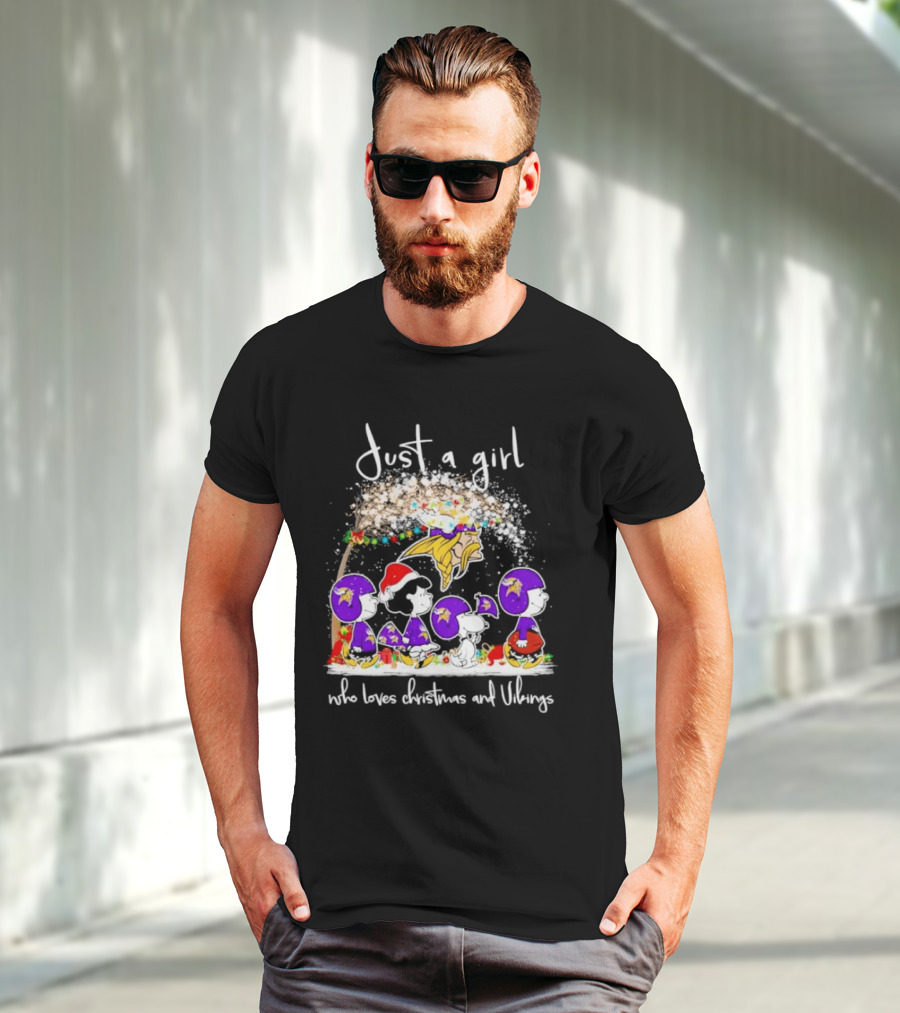 Just A Girl Who Loves Christmas And Vikings Peanuts T-Shirt