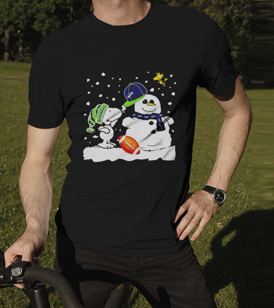 Seattle Seahawks Snoopy Snowman Hat Winter Football Scene T-Shirt