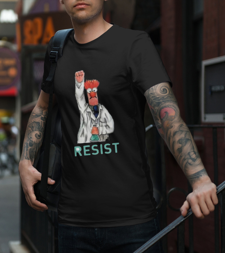 Beaker Fist Raised Resist Muppet Lab Coat Protest T-Shirt