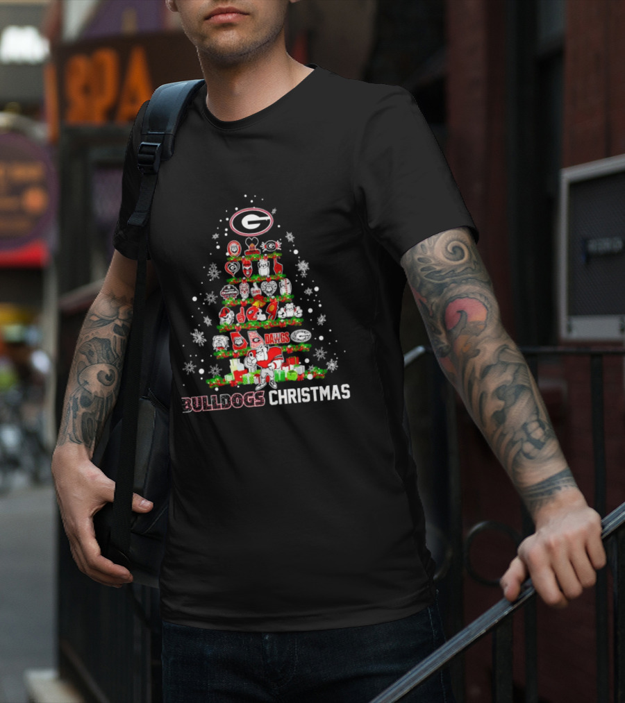 Georgia Bulldogs Dawgs Christmas Tree T-Shirt