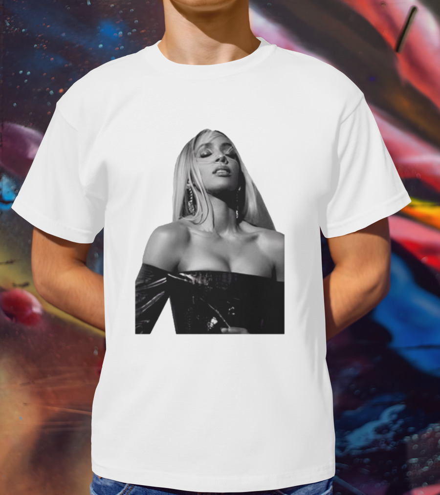 Kelly Rowland Krew Iconic Black And White Fashion Pose T-Shirt