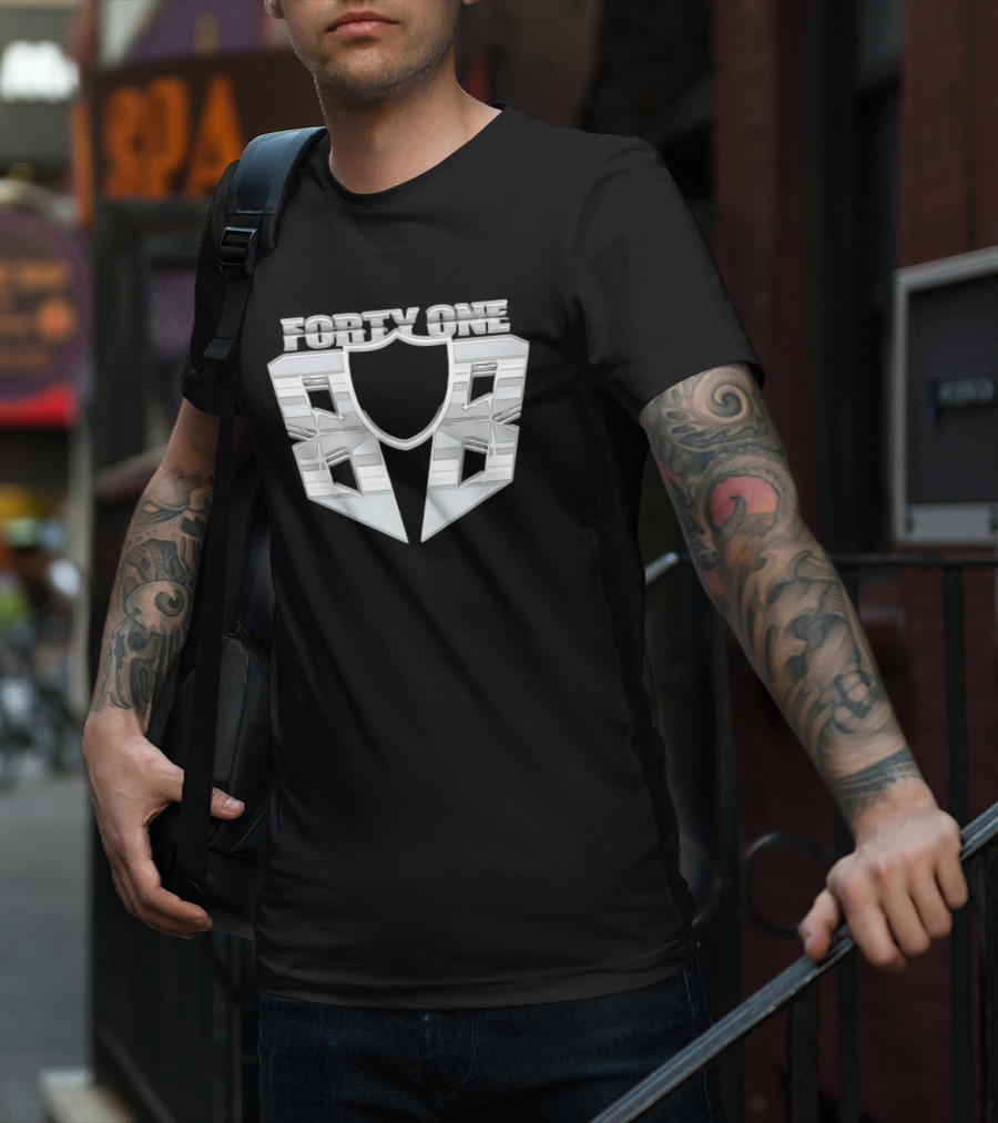FORTY ONE BOB Silver Shield Style Raider Aesthetic T-Shirt